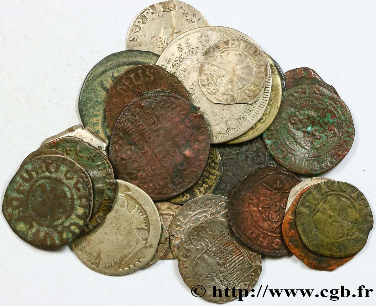 WELTMÜNZEN LOTS Lot de 30 Monnaies étrangères en cuivre et billon n.d  fSS 