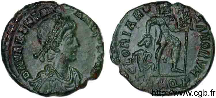 VALENTINIANO II Nummus, (Æ 3) EBC