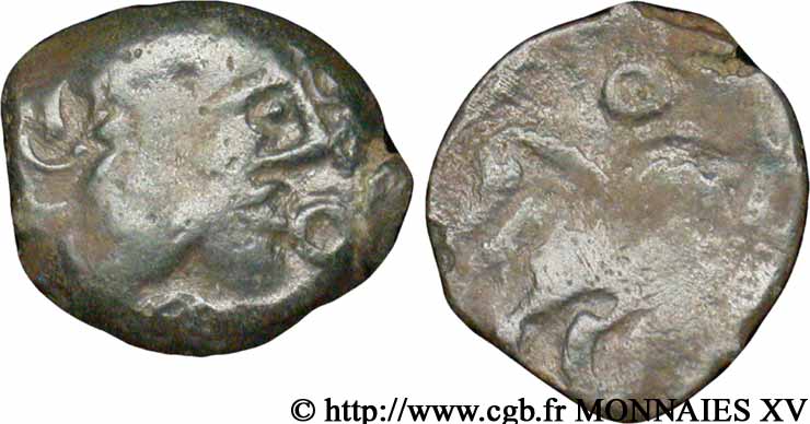 GALLIA - BELGICA - REGIONE DI PARIGGI Bronze à la tête casquée et au cheval VF/VF