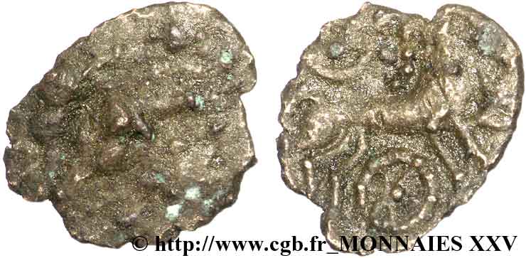 CORIOSOLITES (Région de Corseul, Cotes d Armor) “Petit billon” armoricain, en bronze B/TB+