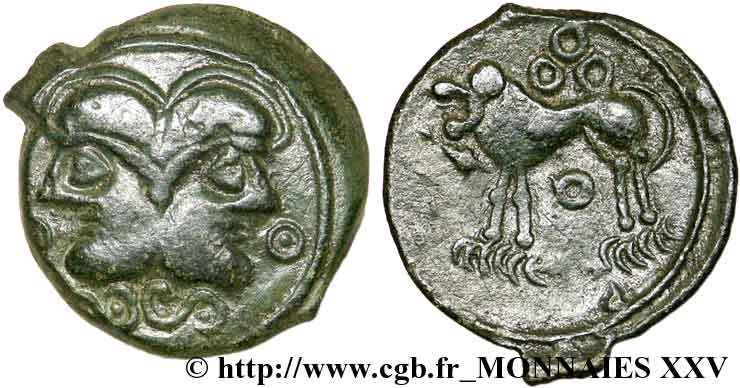 GALLIA BELGICA - SUESSIONES (Regione de Soissons) Bronze à la tête janiforme, classe II q.SPL