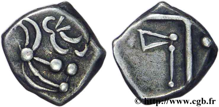 GALLIA - SUDOVESTE DELLA GALLIA - CADURCI (Regione di Cahors) Drachme “à la tête triangulaire” XF