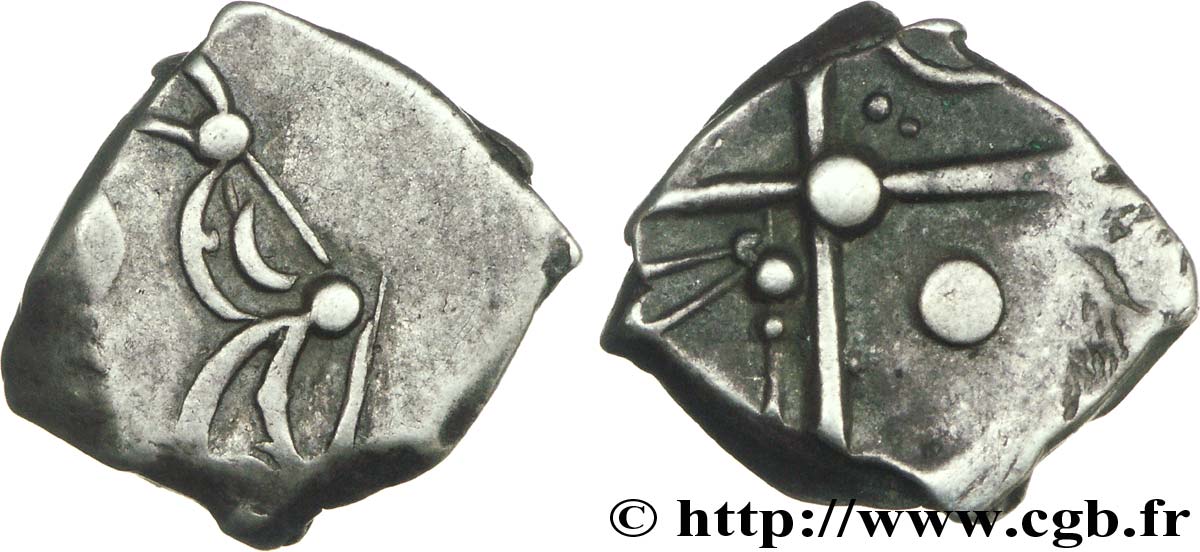 CADURQUES (région de Cahors) Drachme “à la tête triangulaire”, S. 118 TTB+