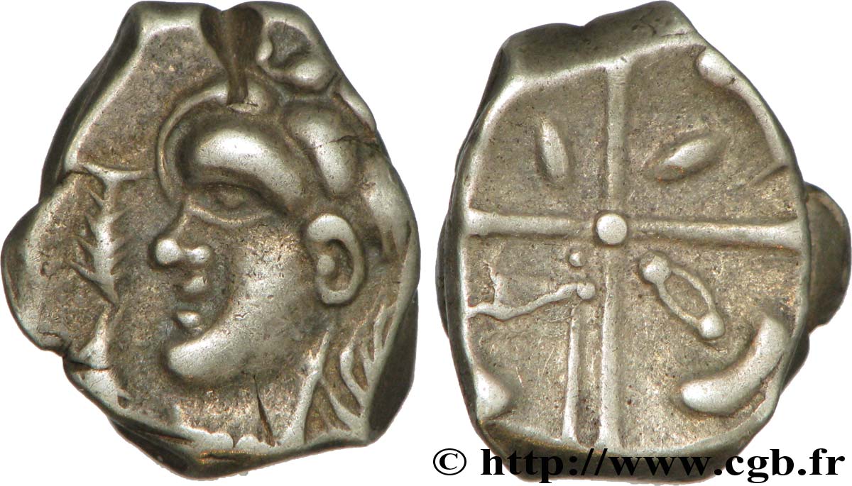 GALLIA - SUDOVESTE DELLA GALLIA - VOLCÆ TECTOSAGES (Regione di Tolosa) Drachme de style hybride entre “cubiste et romanisé”, S. 55 AU/AU