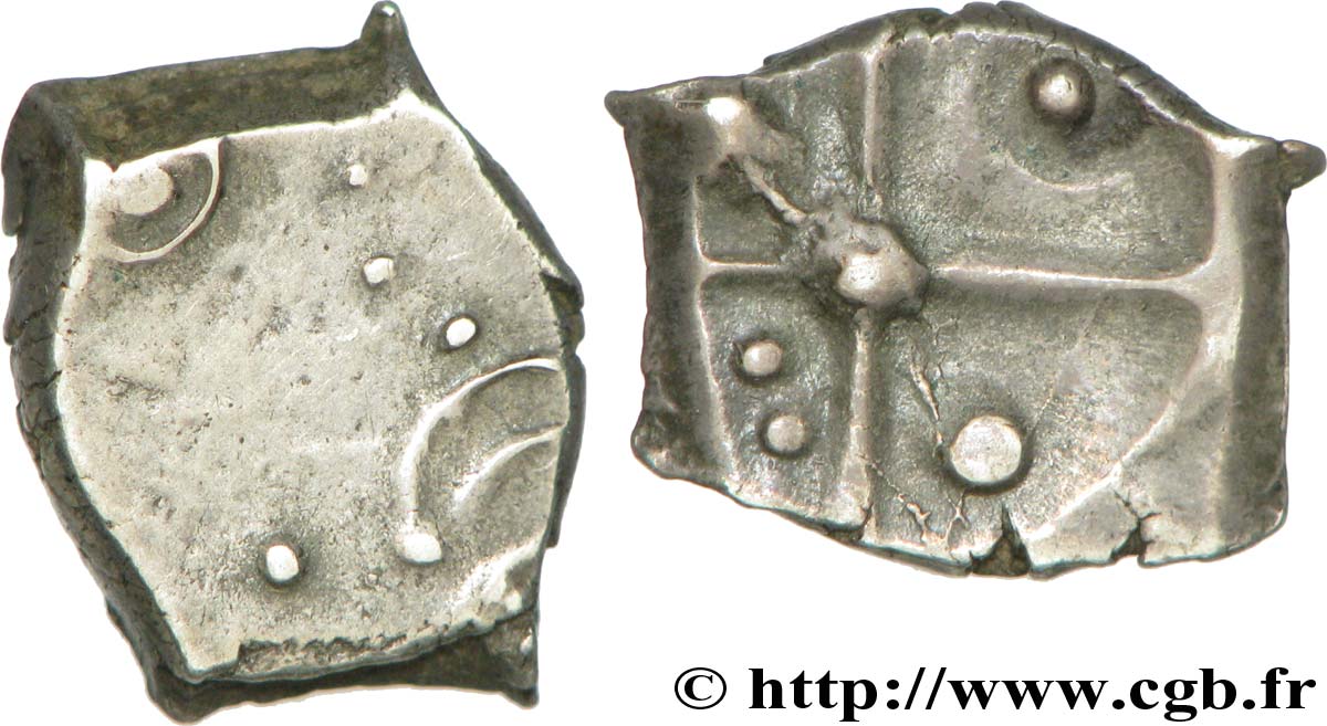 GALLIA - SOUTH WESTERN GAUL - CADURCI (Area of Cahors) Drachme “à la tête triangulaire”, S. 128 AU