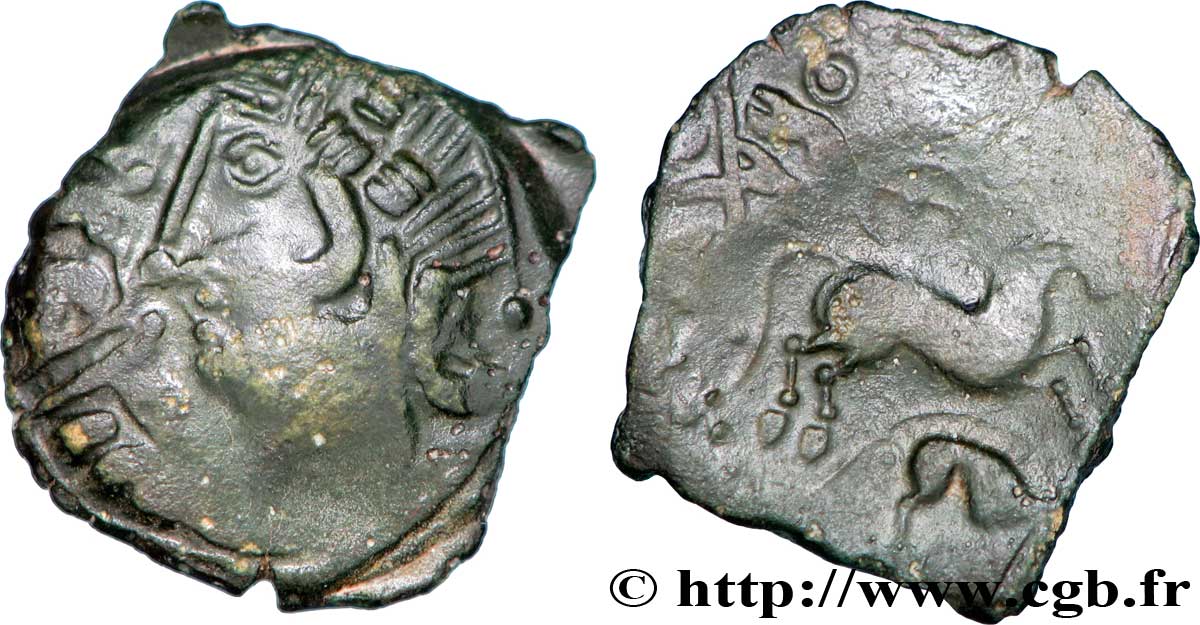GALLIA - AULERCI EBUROVICES (Regione d Evreux) Bronze au cheval, au sanglier et à la rouelle, surfrappé sur un bronze COIIAT q.SPL
