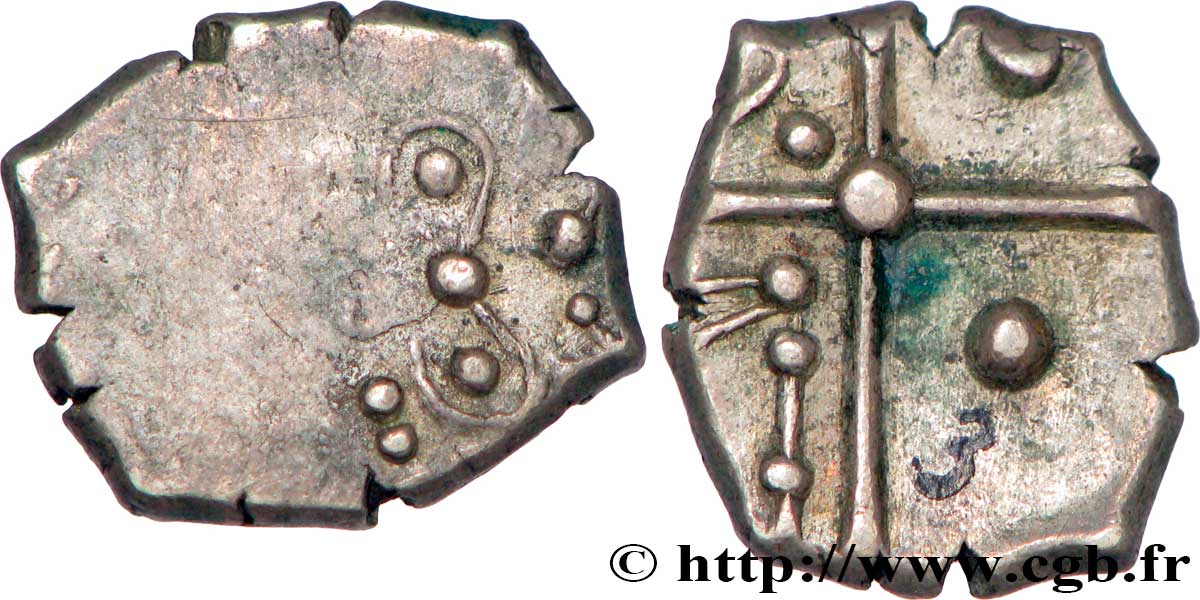 CADURQUES (région de Cahors) Drachme “à la tête triangulaire”, S. 131 SUP