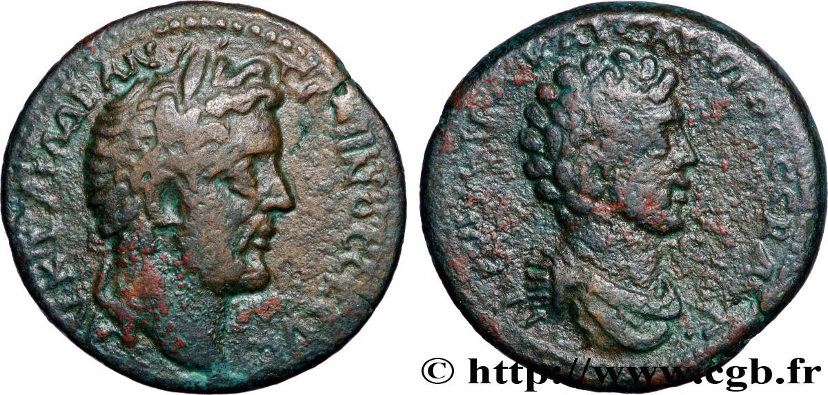 ANTONIN et MARC AURÈLE CÉSAR Sesterce TTB