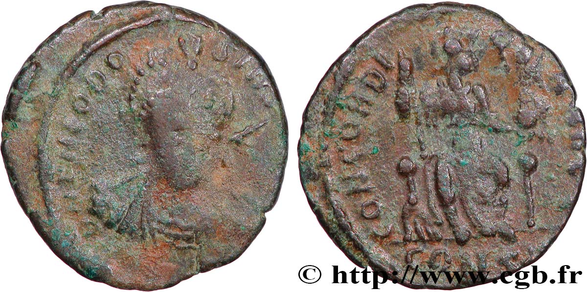 THEODOSIUS II Nummus, (PB, Æ 3) XF