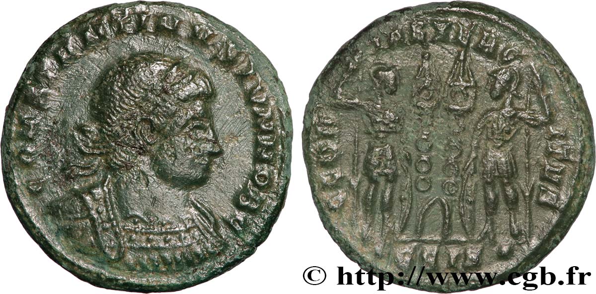 CONSTANTIN II Centenionalis ou nummus TTB+/TTB