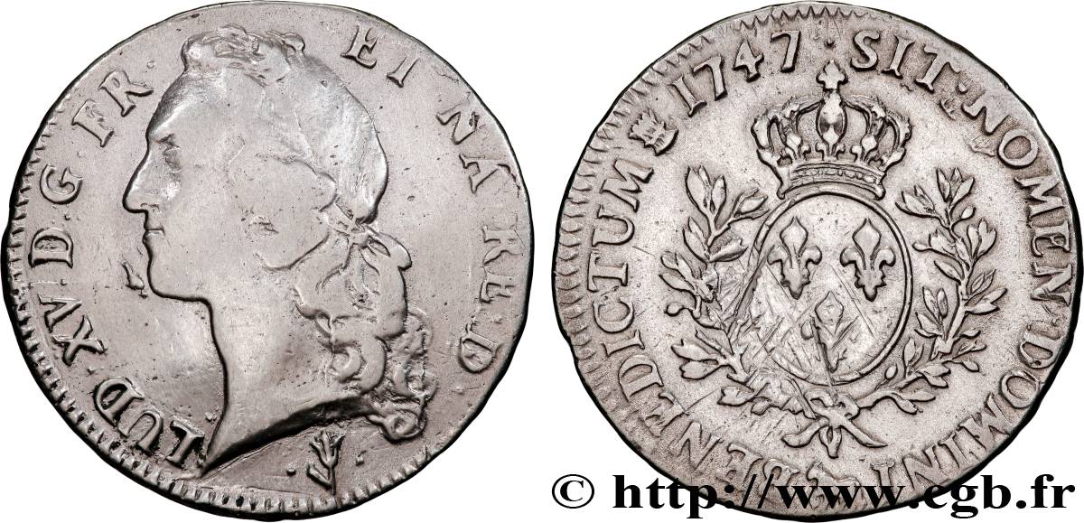 LOUIS XV DIT LE BIEN AIMÉ Écu aux branches d’olivier, tête ceinte d’un bandeau 1747 Pau TB+