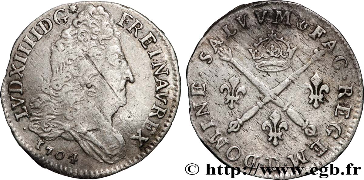 LOUIS XIV LE GRAND OU LE ROI SOLEIL 10 sols aux insignes 1704 Lyon TB+/TTB