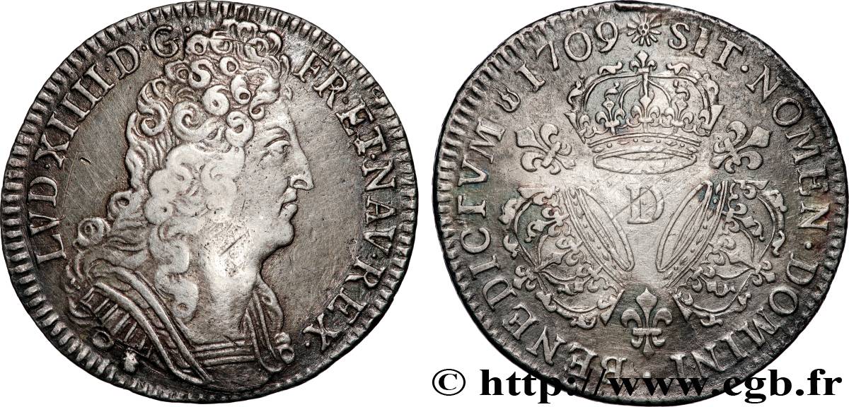 LOUIS XIV  THE SUN KING  Quart d écu aux trois couronnes 1709 Lyon XF/AU