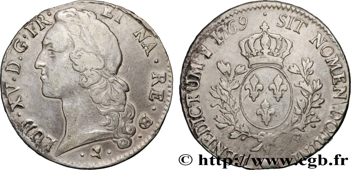 LOUIS XV DIT LE BIEN AIMÉ Écu aux branches d’olivier, tête ceinte d’un bandeau 1769 Pau TTB