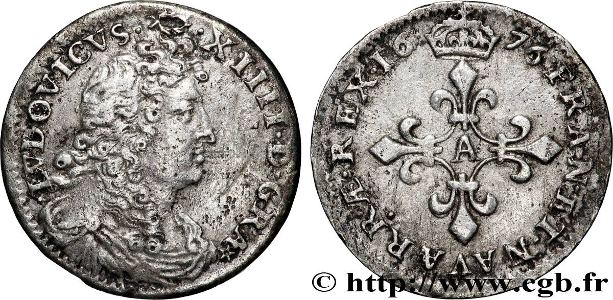 LOUIS XIV LE GRAND OU LE ROI SOLEIL Quatre sols à la croix formée de lis 1676 Paris TTB+