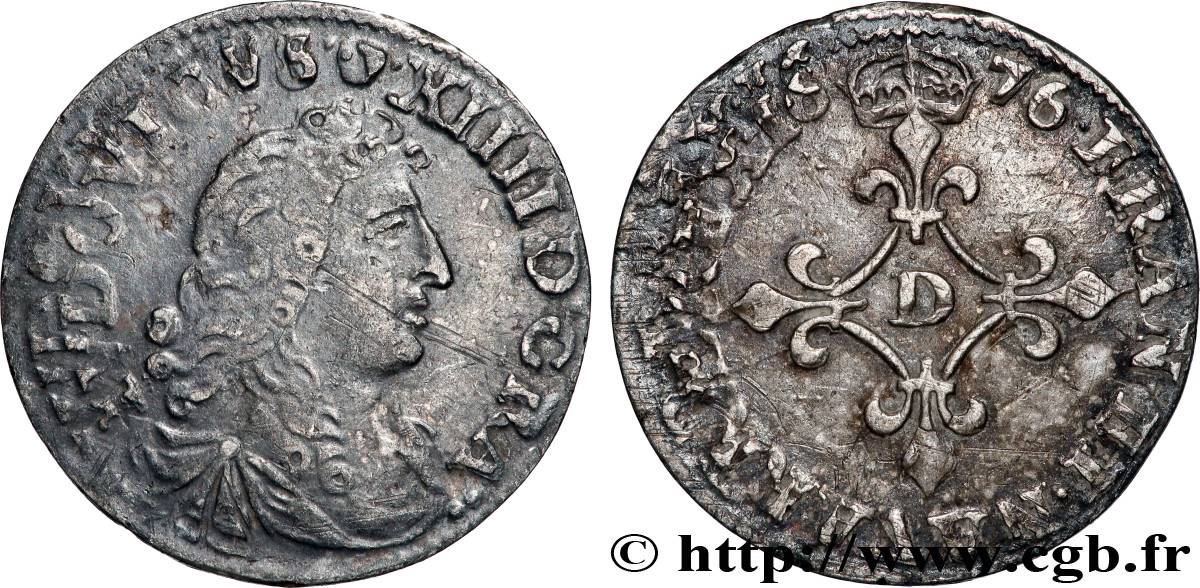 LOUIS XIV &nbsp;THE SUN KING&nbsp; Quatre sols à la croix formée de lis 1676 Vimy-en-Lyonnais (actuellement Neuville-sur-Saône) XF