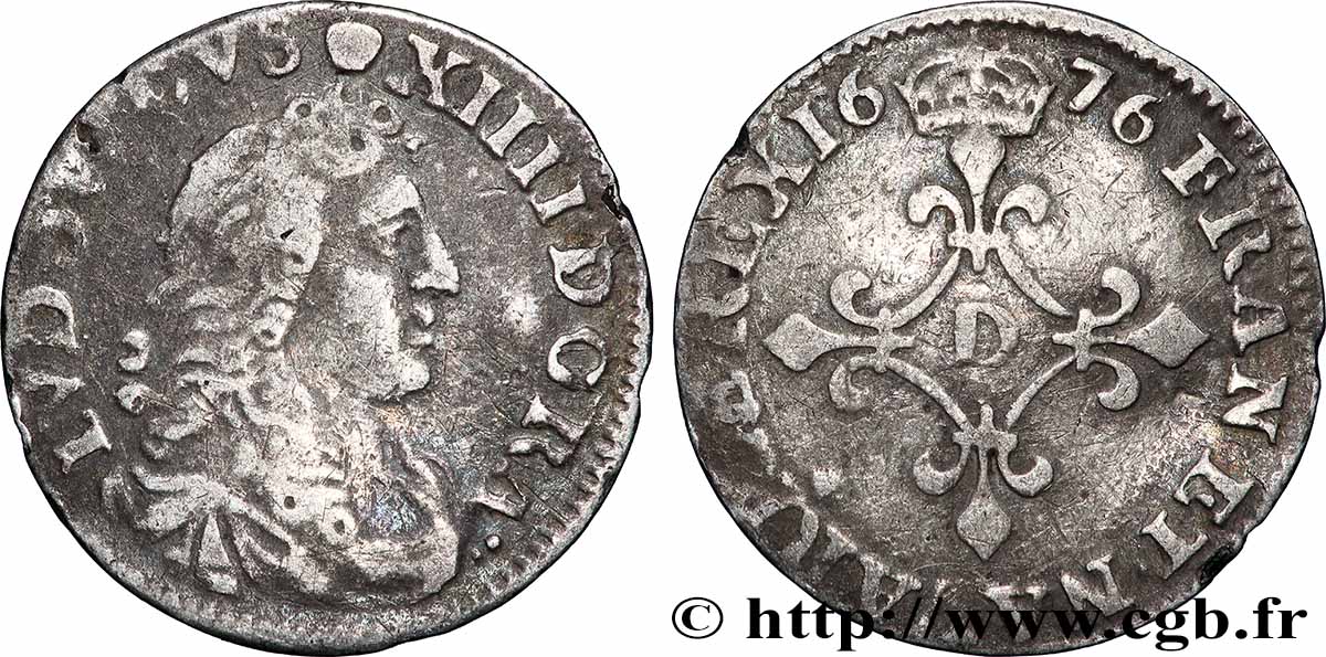LOUIS XIV LE GRAND OU LE ROI SOLEIL Quatre sols à la croix formée de lis 1676 Vimy-en-Lyonnais (actuellement Neuville-sur-Saône) TB+