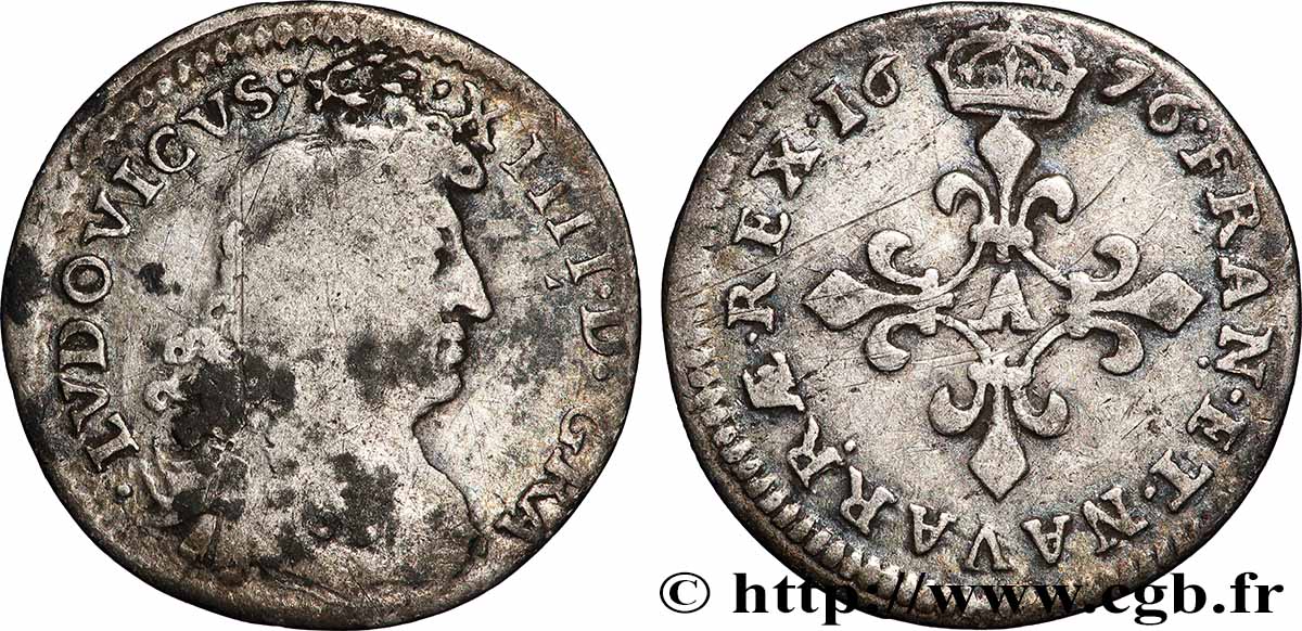 LOUIS XIV &nbsp;THE SUN KING&nbsp; Quatre sols à la croix formée de lis 1676 Paris VF/VF