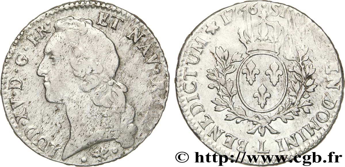 LOUIS XV DIT LE BIEN AIMÉ Écu aux branches d’olivier, tête ceinte d’un bandeau 1766 Bayonne TB+/TTB