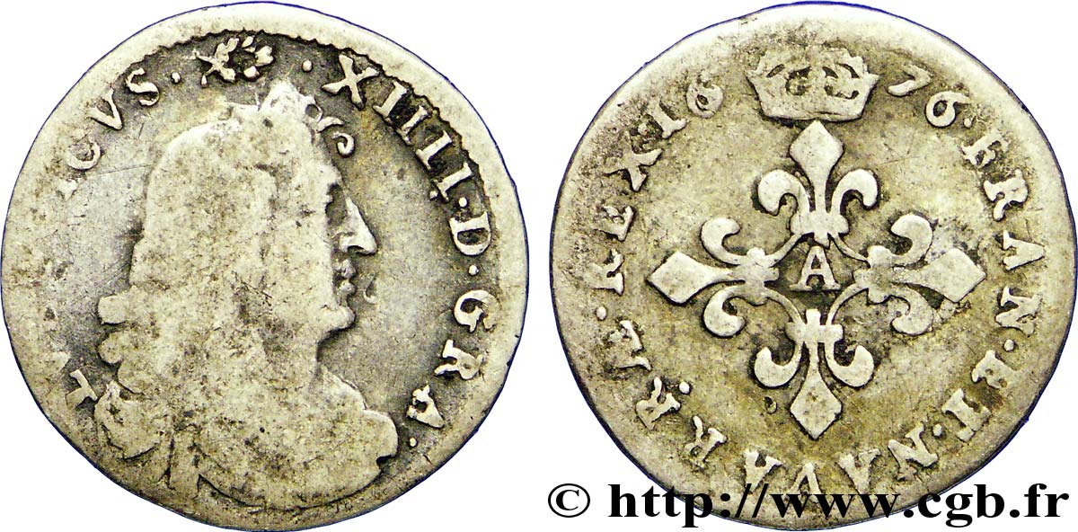 LOUIS XIV LE GRAND OU LE ROI SOLEIL Quatre sols à la croix formée de lis 1676 Paris AB/B