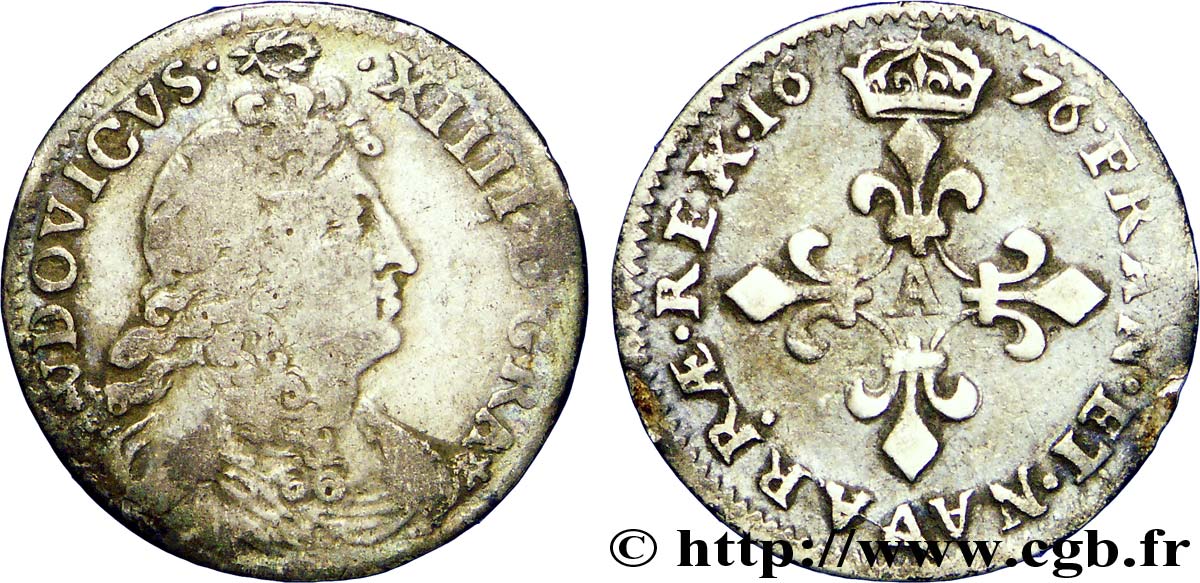 LOUIS XIV LE GRAND OU LE ROI SOLEIL Quatre sols à la croix formée de lis 1676 Paris B