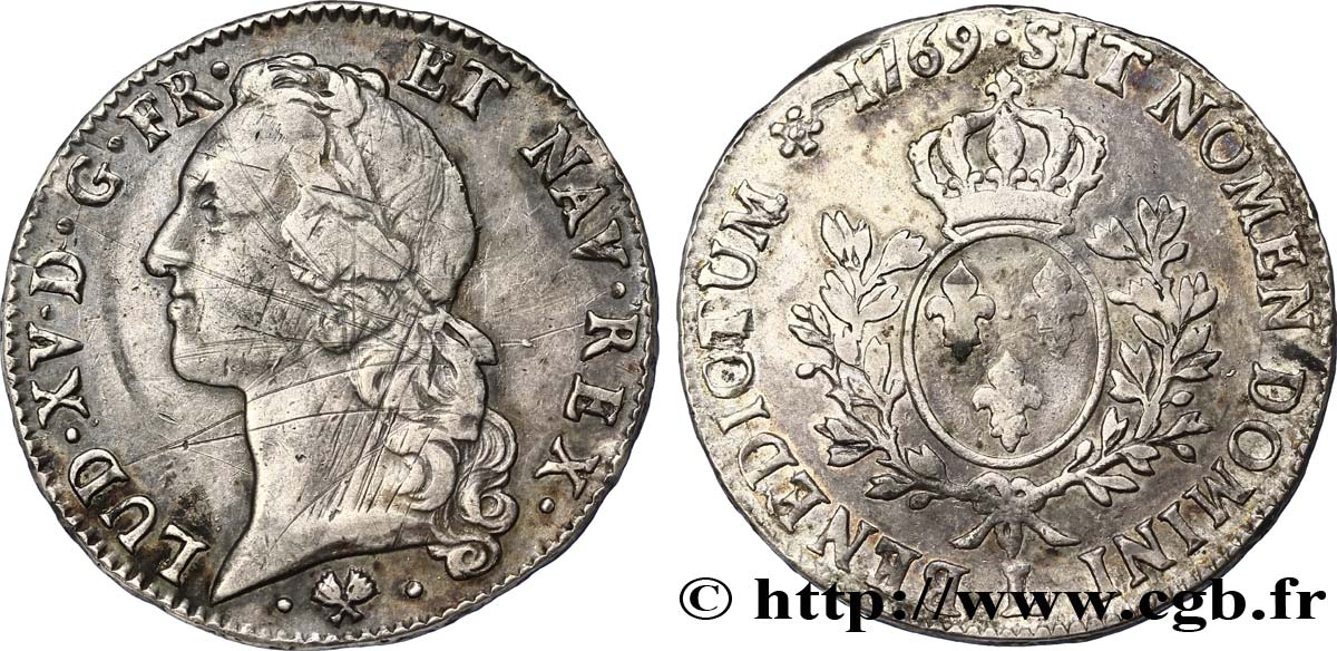 LOUIS XV DIT LE BIEN AIMÉ Écu aux branches d’olivier, tête ceinte d’un bandeau 1769 Bayonne TTB