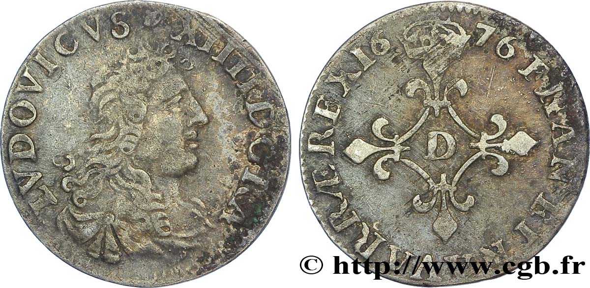 LOUIS XIV LE GRAND OU LE ROI SOLEIL Quatre sols à la croix formée de lis 1676 Vimy-en-Lyonnais (actuellement Neuville-sur-Saône) TB