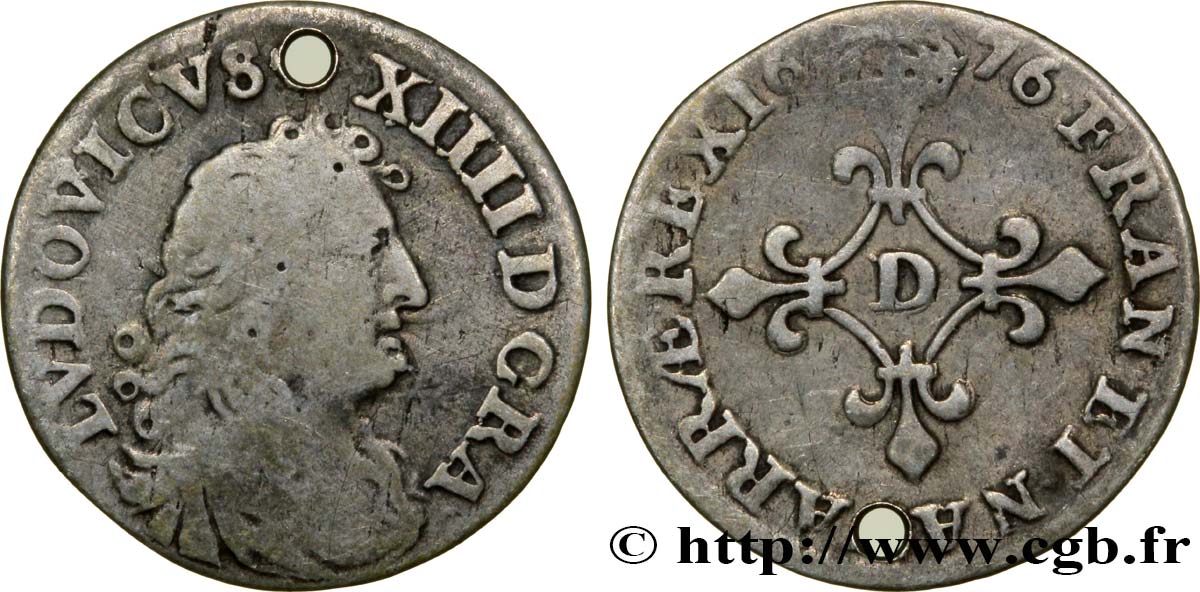 LOUIS XIV LE GRAND OU LE ROI SOLEIL Quatre sols à la croix formée de lis 1676 Vimy-en-Lyonnais (actuellement Neuville-sur-Saône) B