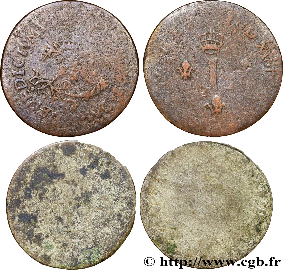 LOUIS XV DIT LE BIEN AIMÉ Double sol de billon, lot de 2 ex. n.d.  B