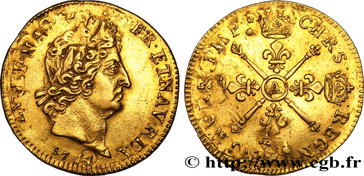 LOUIS XIV LE GRAND OU LE ROI SOLEIL Louis d or aux insignes 1704 Paris TTB