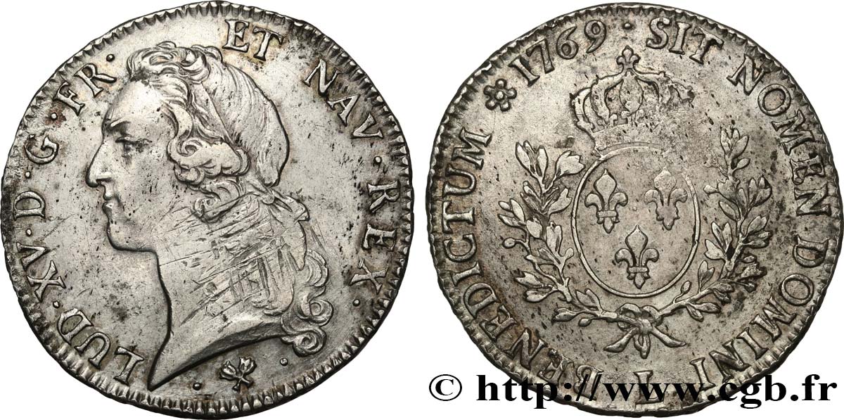 LOUIS XV DIT LE BIEN AIMÉ Écu aux branches d’olivier, tête ceinte d’un bandeau 1769 Bayonne TTB