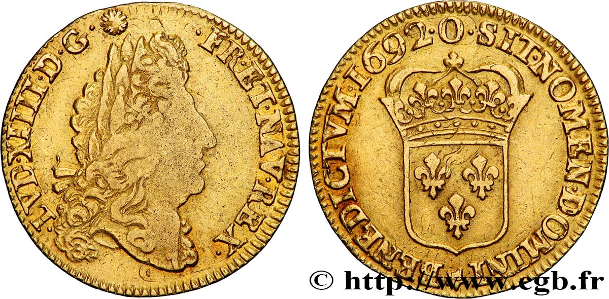 LOUIS XIV  THE SUN KING  Louis d or à l écu 1692 Riom q.BB/BB