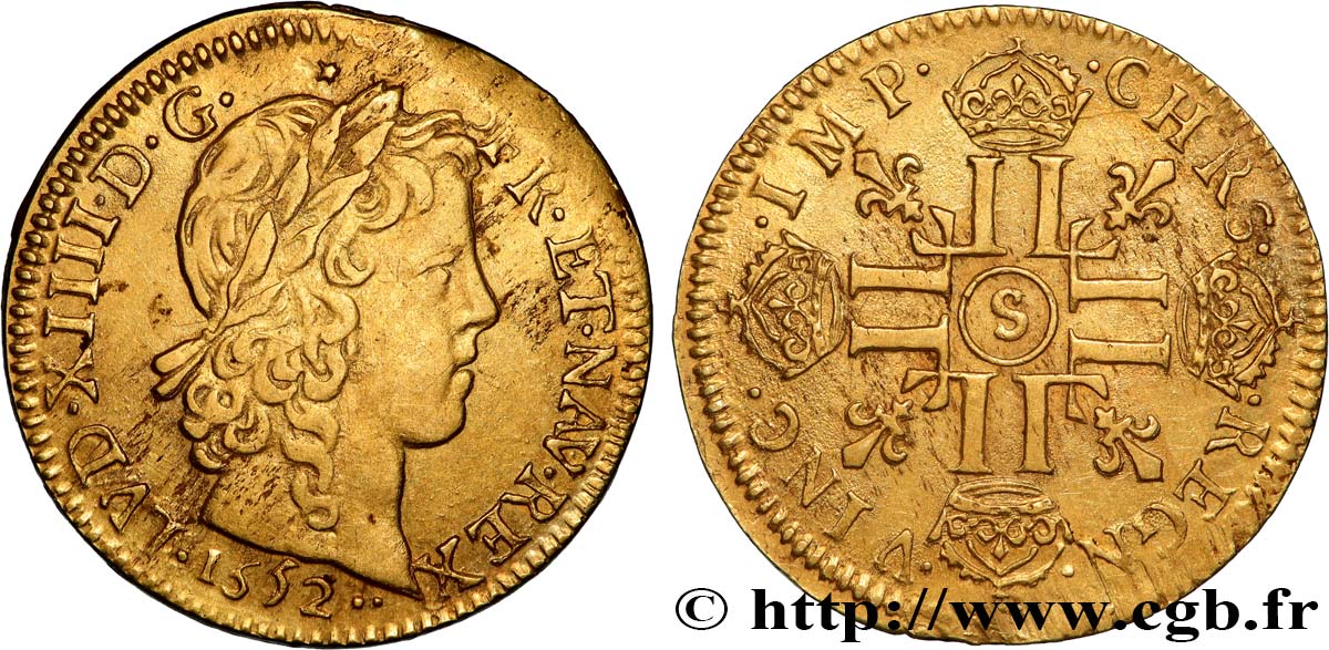 LOUIS XIV  THE SUN KING  Louis d’or aux huit L, portrait à la mèche longue 1652 Troyes SS