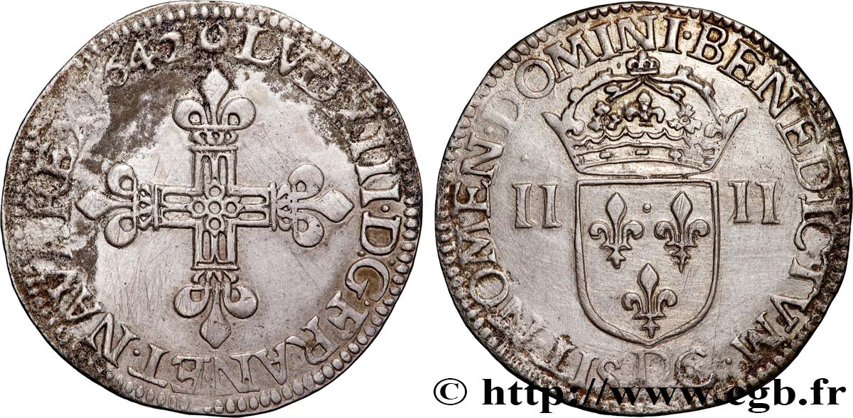 LOUIS XIII  Quart d écu, à la croix fleurdelisée, titulature côté croix 1642 Lyon AU/XF