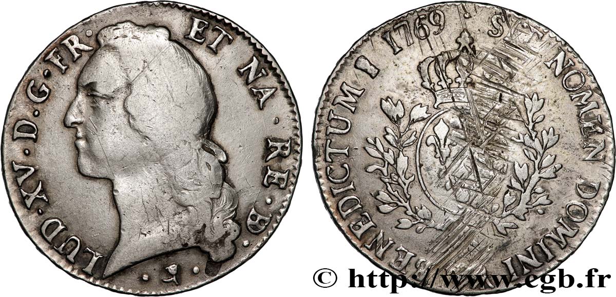 LOUIS XV  THE WELL-BELOVED  Écu aux branches d’olivier, tête ceinte d’un bandeau 1769 Pau VF