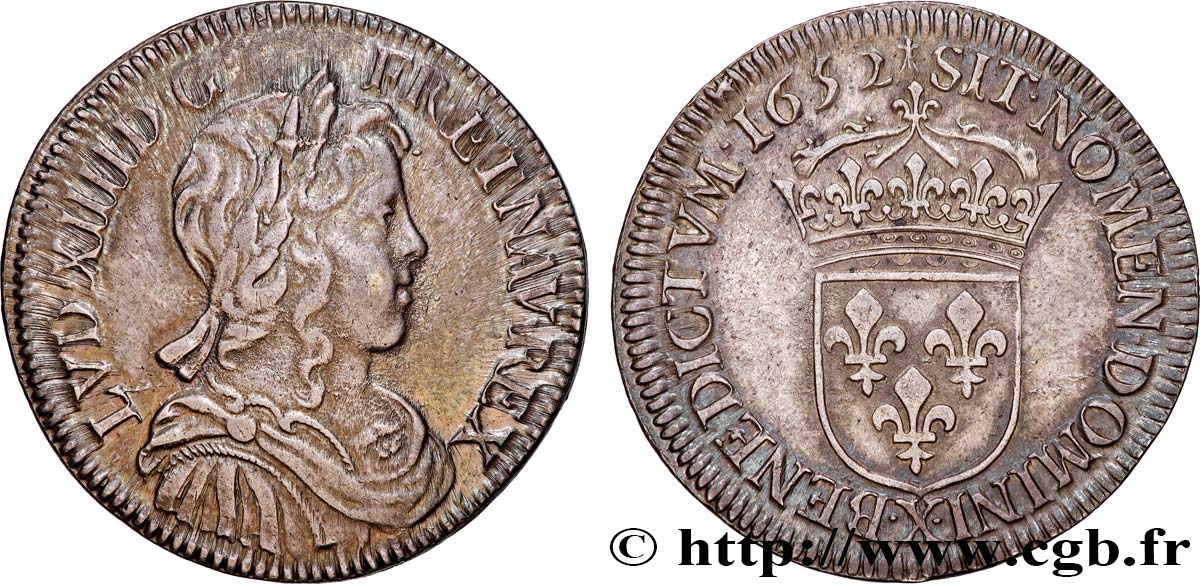 LOUIS XIV LE GRAND OU LE ROI SOLEIL Demi-écu, portrait à la mèche longue 1652 Amiens TTB/SUP