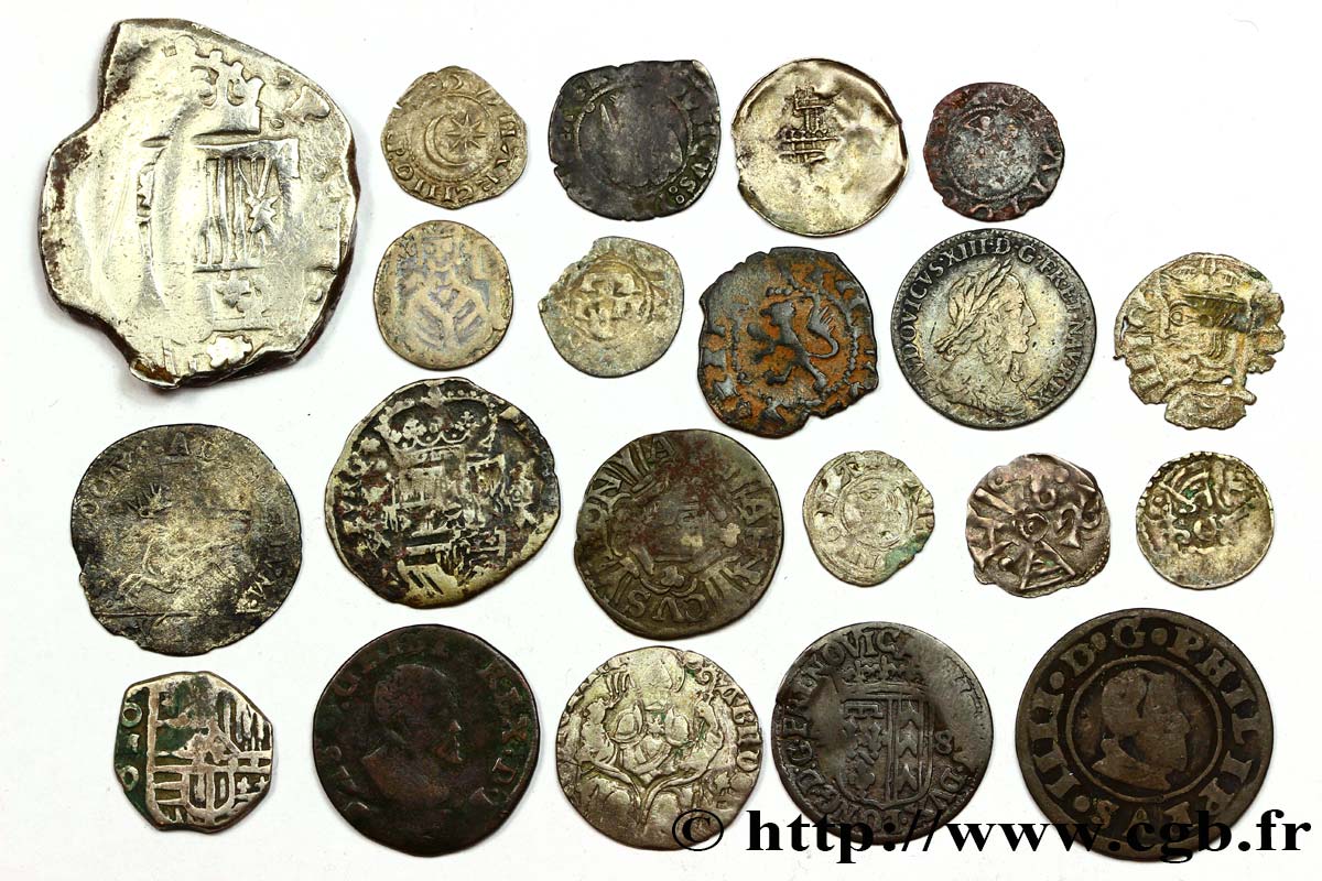 LOTTE Vingt monnaies royales étrangères, états et métaux divers n.d.  